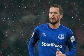 九游最新版本官网-山东泰山主帅放话：世锦赛八强战必胜皇家马德里，辛纳冷笑回应